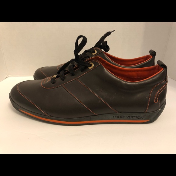 Men’s Louis Vuitton Sneakers - Picture 6 of 8